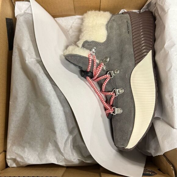 New Sorel Youth Out N About Conquest Waterproof Boots 5 Quarry Gum 15 - Picture 1 of 6